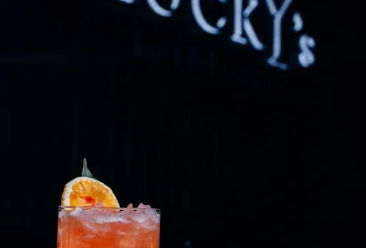 кальян-бар lucky's bar & lounge фото 6 - кальян.москва